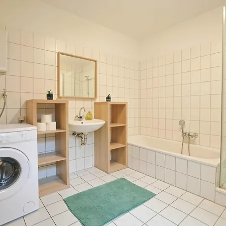 Mit Tv, Kueche Und Terasse Nahe Kassel *